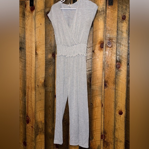 Beautiful jumper - Picture 1 of 1